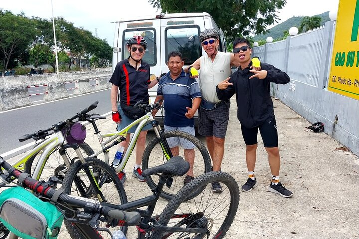 Ho Chi Minh to Hoi An Cycling Tour: The Ultimate Coastal and Central Highlands Adventure